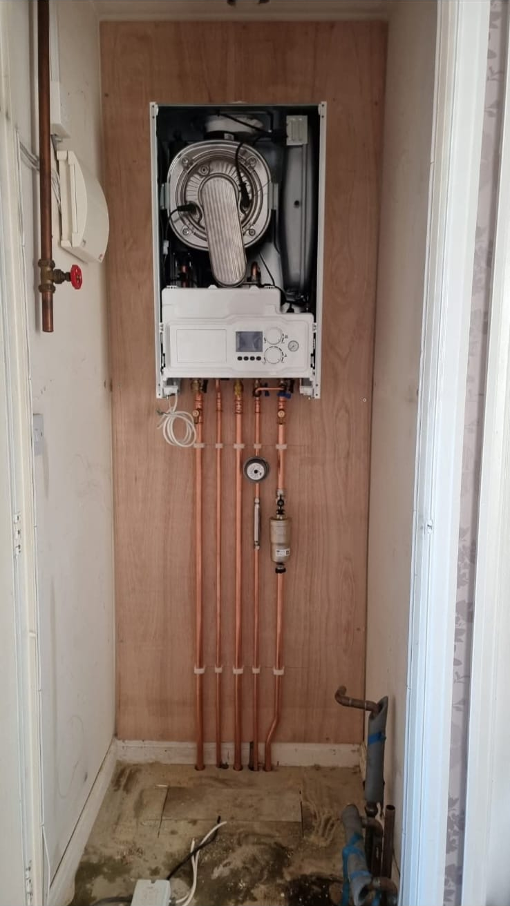 Emergency plumbing tools and equipment